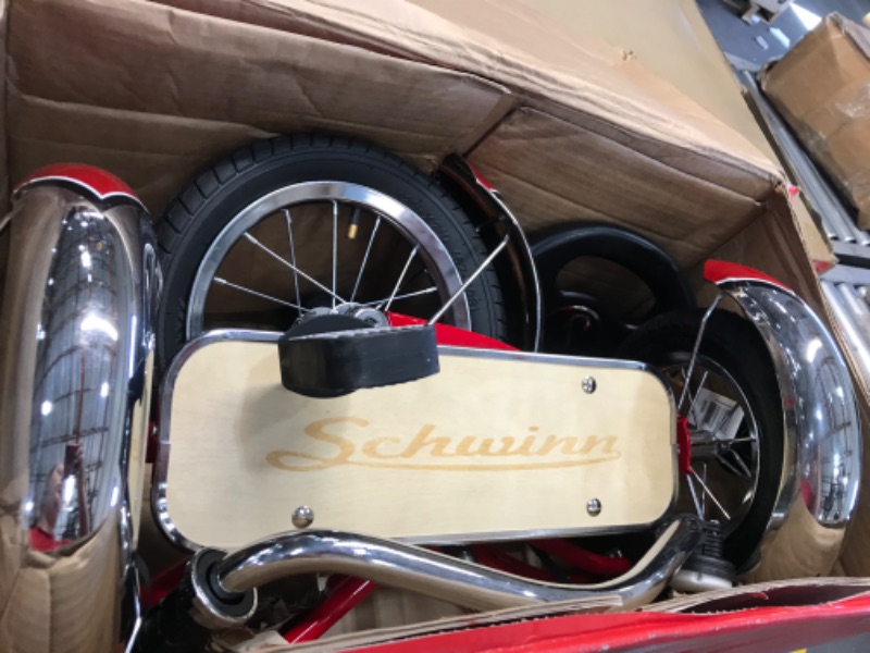 Photo 2 of 12 Schwinn Roadster Trike, Red