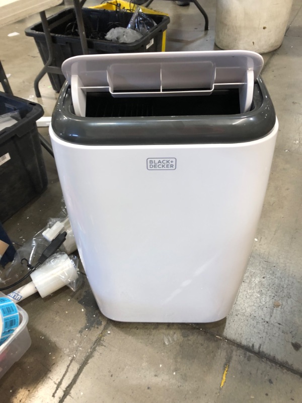 Photo 2 of **PARTS ONLY**
Black & Decker 8000 Btu Sacc or 12000 Btu Ashrae 128 Portable Air Conditioner
