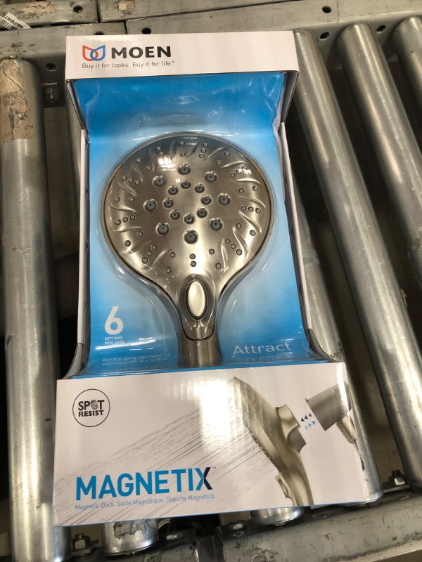 Photo 2 of 
MOEN
Attract with Magnetix 6-Spray 5.5 in. Single Wall Mount Handheld Adjustable Shower Head in Spot Resist Brushed Nickel