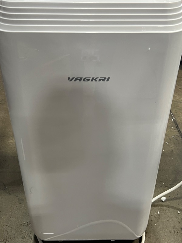 Photo 3 of VAGKRI Portable Air Conditioners 12000 BTU, 3-in-1 AC Unit with Fan & Dehumidifier Cools up to 550 sq. ft, Energy Saving Portable AC with ECO Mode, 3 Fan Speeds, Auto Swing, 24H On/Off Timer, Full-Function LED Remote Control, Side Handles & Wheels
