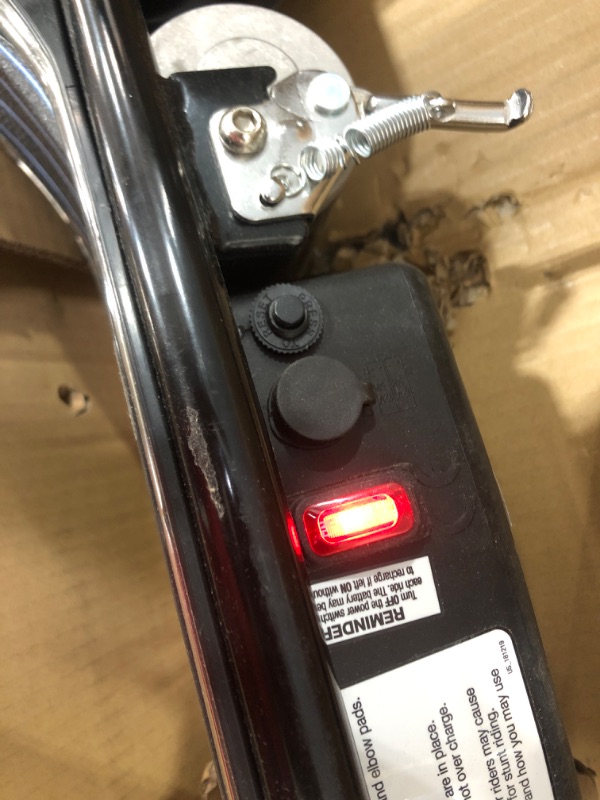 Photo 3 of ***PARTS ONLY*** Razor E100 Electric Scooter
