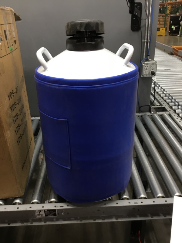 Photo 1 of 20L LIQUID NITROGEN BOILOGICAL CONTIANER 