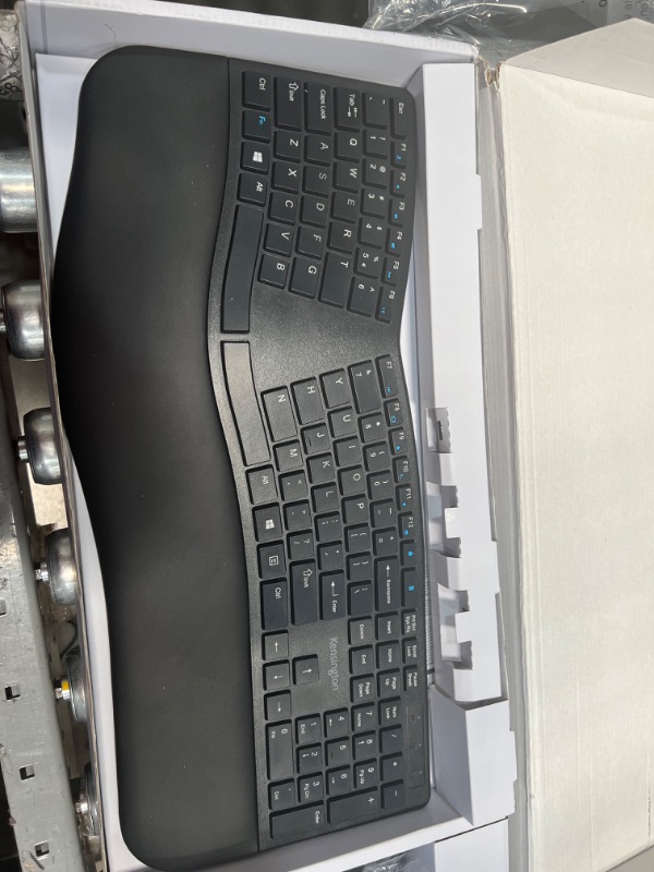 Photo 4 of Kensington Pro Fit Ergonomic Wireless Keyboard and Mouse - Black (K75406US)
