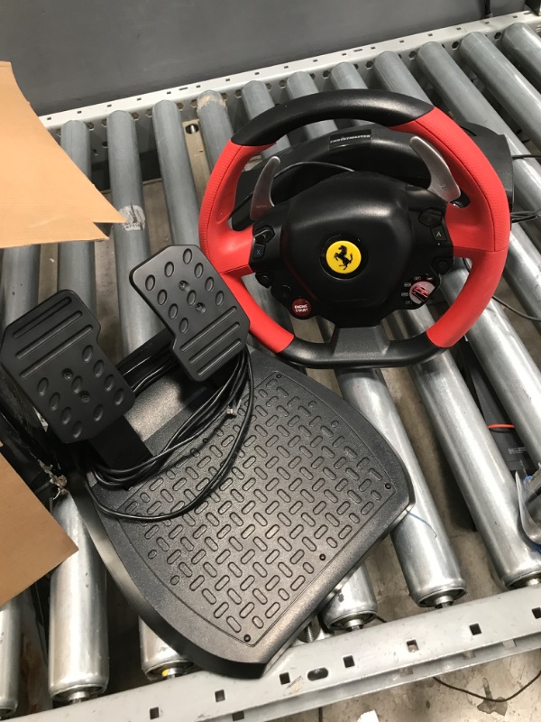 Photo 2 of Thrustmaster Ferrari 458 Spider Racing Wheel for Xbox One