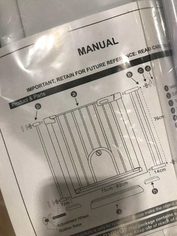 Photo 2 of Extra wide baby gate 40.55"-43.31" wide