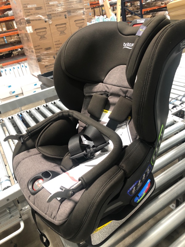 Photo 3 of Britax Boulevard Clicktight Arb Convertible Car Seat