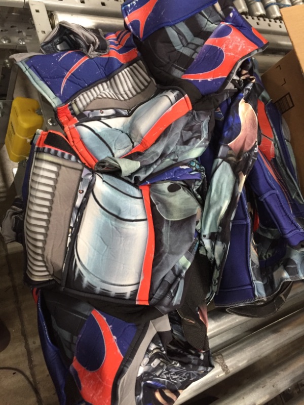 Photo 2 of Disguise Men's Hasbro Age Of Extinction Optimus Prime Theatrical with Plus 3D Costume Size:
X-Large/42-46