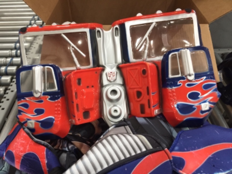 Photo 1 of Disguise Men's Hasbro Age Of Extinction Optimus Prime Theatrical with Plus 3D Costume Size:
X-Large/42-46