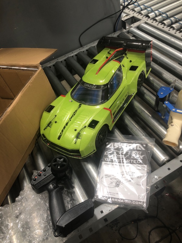 Photo 3 of ARRMA RC Car 1/8 Vendetta 4X4 3S BLX Brushless All-Road Speed Bash Racer RTR (Batteries and Charger Not Included), Green, ARA4319V3T1
