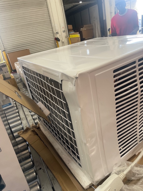 Photo 8 of Keystone 18,500 BTU 230-Volt Window/Wall Air Conditioner with 16,000 BTU Supplemental Heat Capability in White
