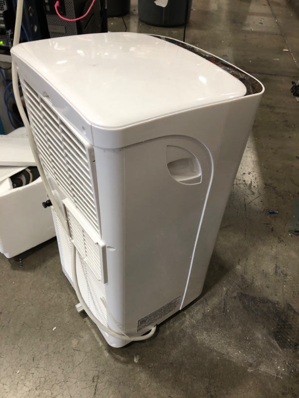 Photo 4 of Whynter ARC-102CS Compact Size 10,000 BTU Portable Air Conditioner, Dehumidifier, Fan with Carbon and SilverShield Filter for Rooms, 215 sq ft, White
