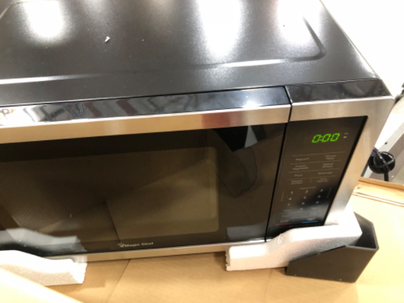 Photo 3 of Magic Chef
0.9 cu. ft. Countertop Microwave in Stainless Steel with Gray Cavity