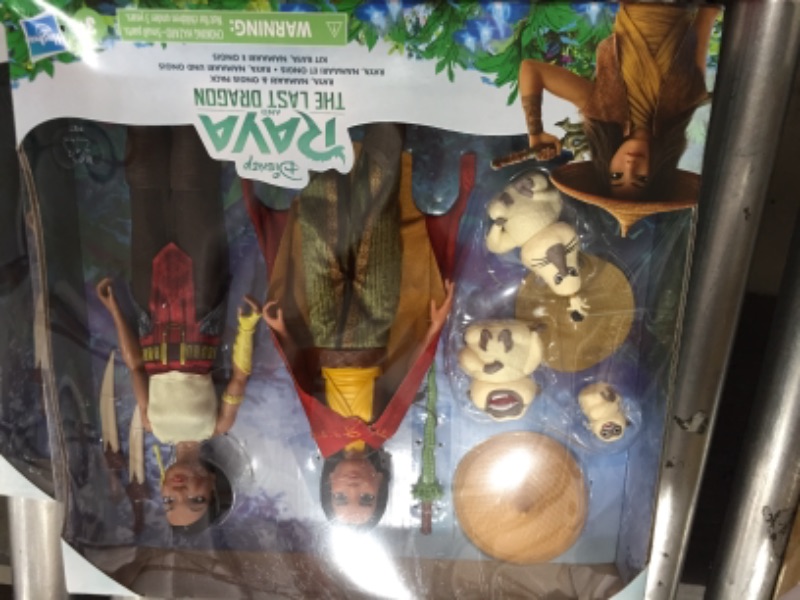 Photo 1 of Disney Raya and the Last Dragon Raya, Namaari, and Ongis Pack 

