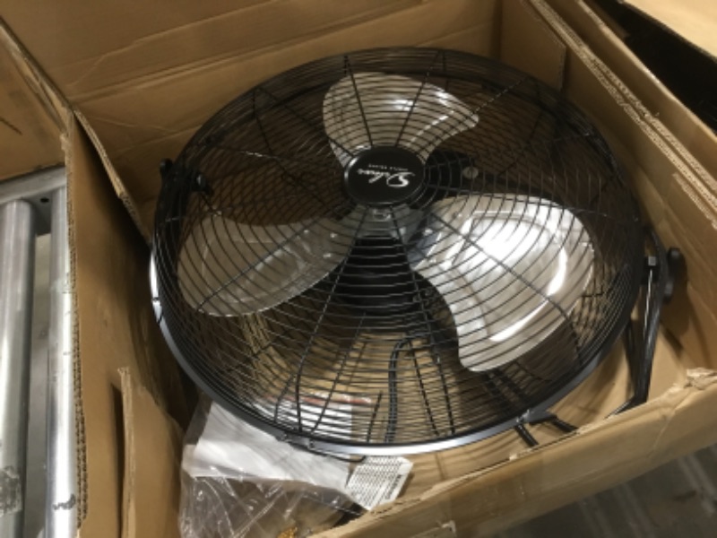 Photo 2 of 18 Inch Industrial Wall Mount Fan, 3 Speed Commercial Ventilation Metal Fan for Warehouse, Greenhouse, Workshop, Patio, Factory and Basement - High Velocity
