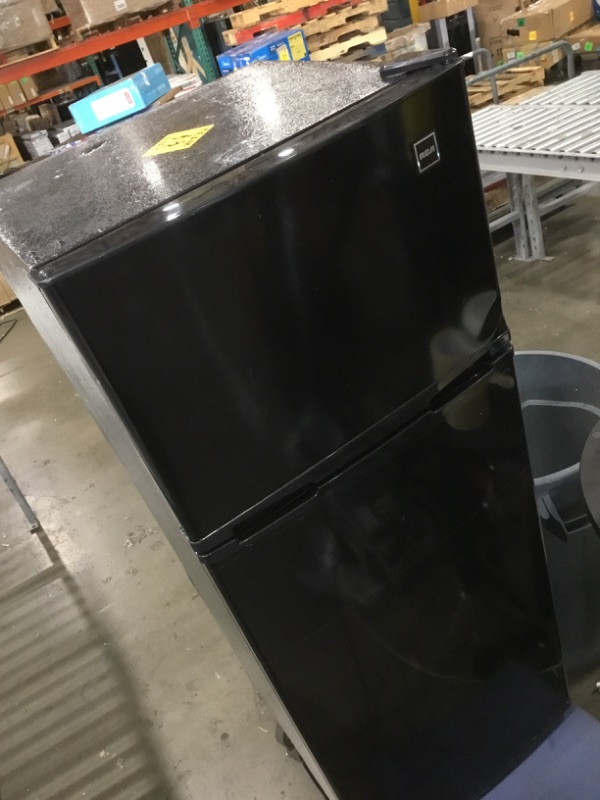 Photo 1 of RCA RFR741-BLACK Apartment Size-Top Freezer-2 Door Fridge-Adjustable Thermostat Control-Black-7.5 Cubic Feet
