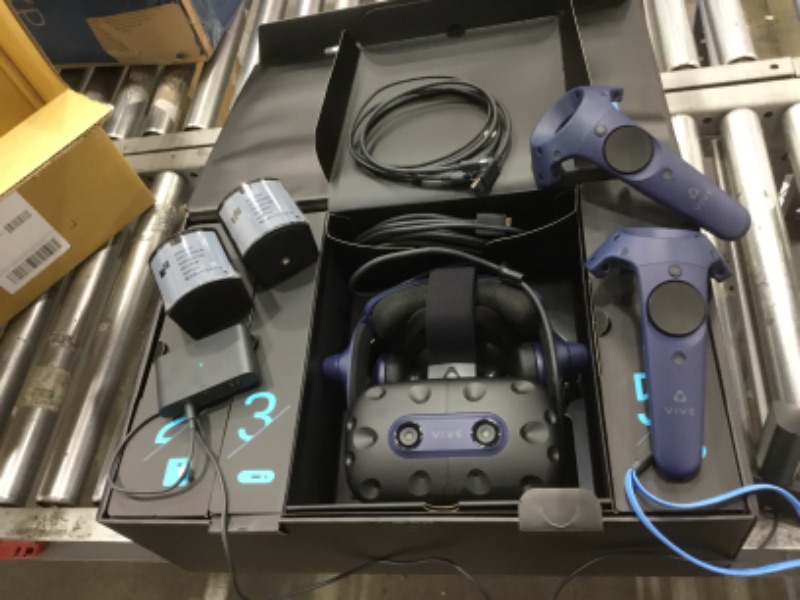 Photo 3 of HTC VIVE Pro 2 - Full Kit ***LIKE NEW***
