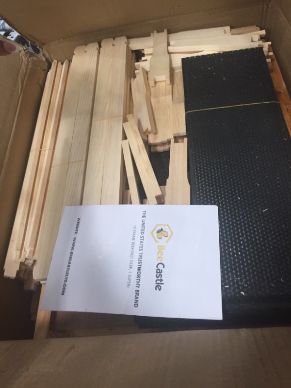 Photo 2 of  Bee Hive, 2 Layer Honey Bee Hives, Beekeeping Supplies Beehive Kit with 10 Medium 10 Deep Honeycomb Foundation Frames,