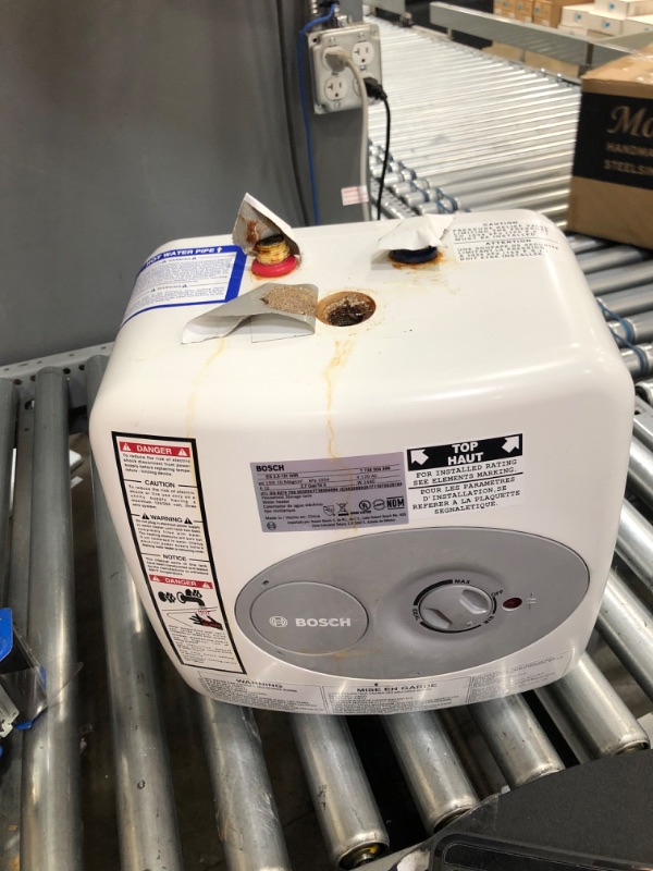Photo 2 of **parts only does not function** Bosch Electric Mini-Tank Water Heater Tronic 3000 T 2.5-Gallon (ES2.5) - Eliminate Time for Hot Water - Shelf, Wall or Floor Mounted
