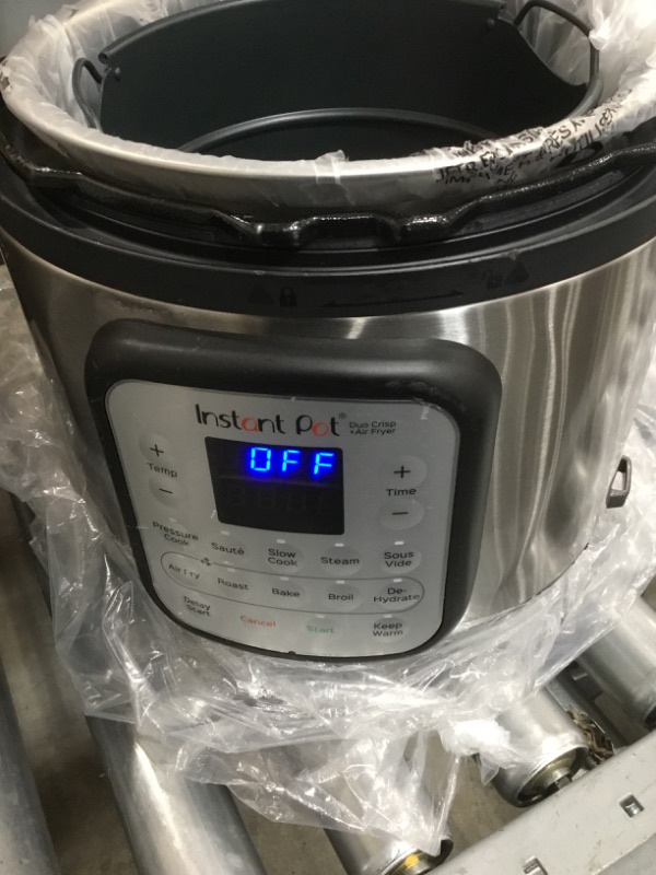 Photo 1 of Instant Pot Duo Crisp Large 6Qt 11-in-1 Air Fryer & Electric Pressure Cooker Combo with Multicooker Lid that Air Fries, Steams, Slow Cooks, Sautés, Dehydrates & More, Free App With 1300 Recipes