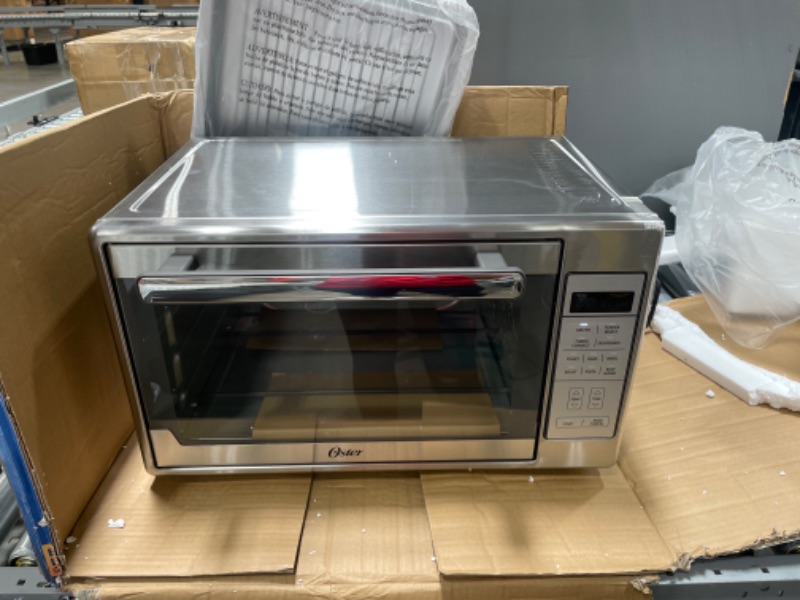 Photo 2 of Oster® Extra-Large Digital Air Fry Oven
