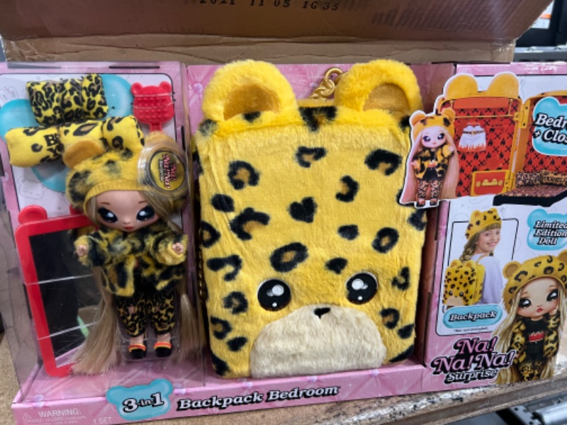 Photo 2 of 2-PACK **Na! Na! Na! Surprise 3-in-1 Backpack Bedroom Jennel Jaguar Doll Playset 6 Pieces
