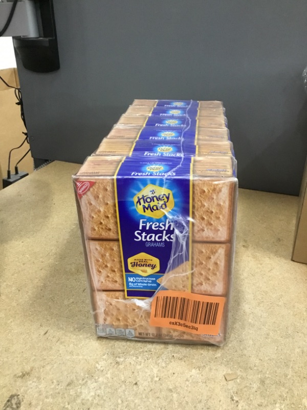 Photo 2 of ***NON-REFUNDABLE***
BEST BY 6/7/22
Honey Maid Fresh Stacks Graham Crackers, Flavour, 73.2 Ounce , 6 Count (Pack of 6)
