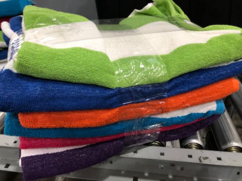 Photo 1 of 6 colored towels 30x60