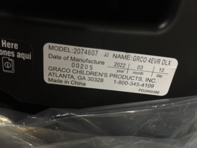 Photo 1 of 
Graco 4Ever DLX 4 in 1 Car Seat, Infant to Toddler Car Seat, with 10 Years of Use, Fairmont , 20x21.5x24 Inch (Pack of 1)