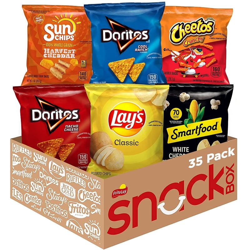 Photo 1 of **NONREFUNDABLE** Frito-Lay Snacks Variety Pack 35, Classic Mix, 1 Count // EXP DATE JAN 11, 2022 SOLD AS IS
