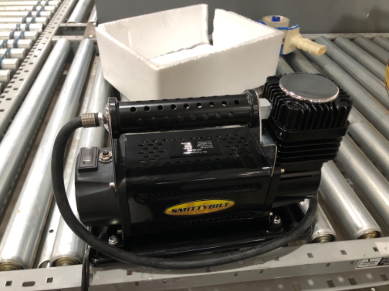 Photo 1 of ***PARTS ONLY*** Smittybilt 2781 5.65 CFM Universal Air Compressor

