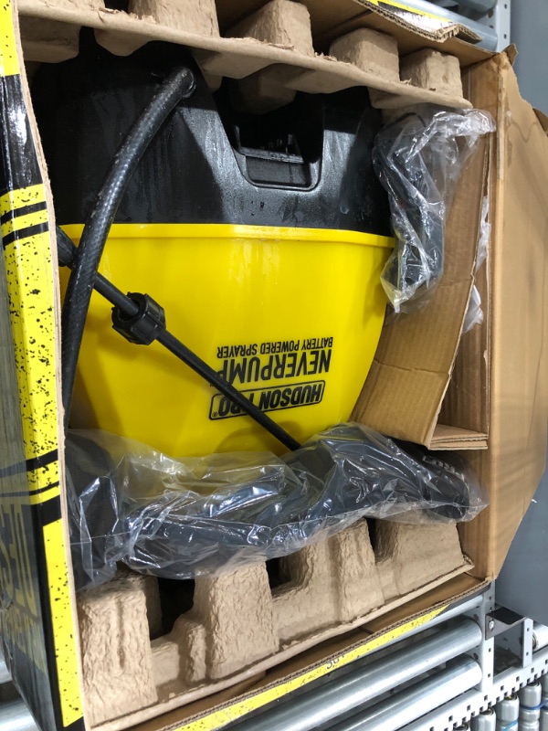 Photo 2 of ***PARTS ONLY*** HUDSON 19001 4 Gallon NeverPump Bak-Pak Sprayer, Yellow
