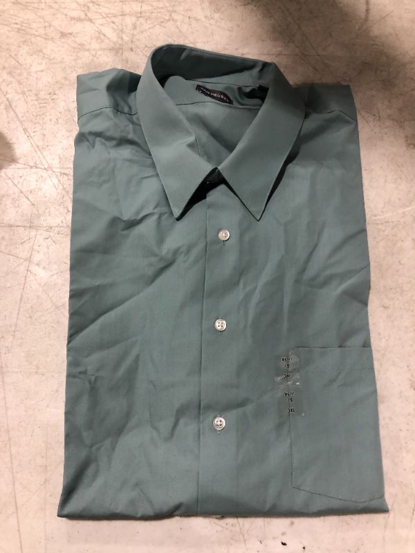 Photo 2 of Van Heusen Men's BIG FIT Short Sleeve Dress Shirts Poplin Solid (Big and Tall)
size 3XL