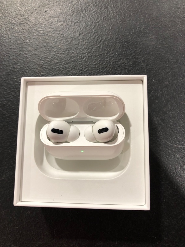 Photo 2 of Apple AirPods Pro