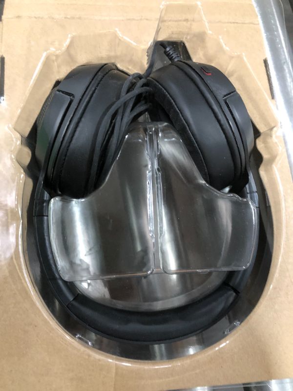 Photo 1 of Razer Kraken X Ultralight Gaming Headset: 7.1 Surround Sound - Lightweight Aluminum Frame - Bendable Cardioid Microphone - for PC, PS4, PS5, Switch, Xbox One, Xbox Series X|S, Mobile - Black
