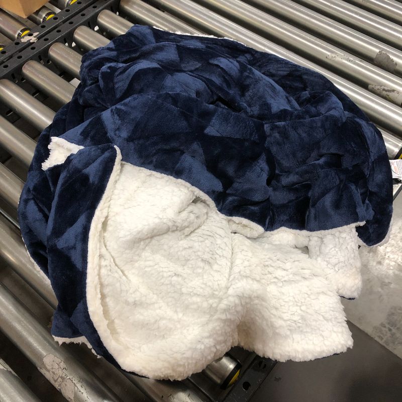 Photo 2 of 127x178CM Large Throw Blanket, Reversible Brushed Flannel Fleece& Plush Sherpa Blanket(Navy Blue)