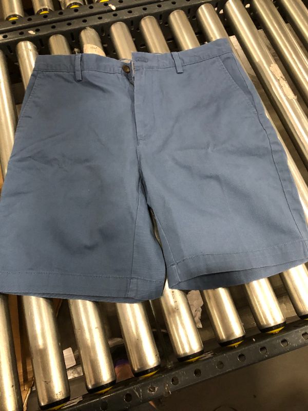 Photo 2 of Amazon Essentials Men's Slim-Fit 9" Short 34