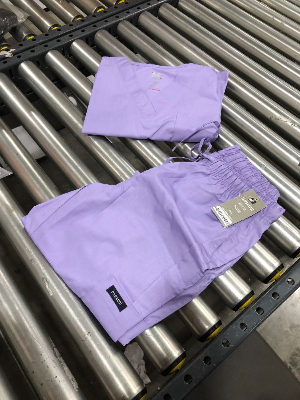 Photo 2 of Scrubs Medical Uniform Women and Man Scrubs Set Medical Scrubs Top and Pants XS