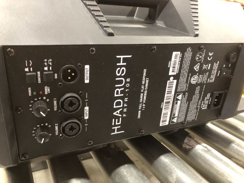 Photo 3 of HeadRush FRFR-108 | 2000W Full-Range Flat-Response Powered Guitar Cabinet