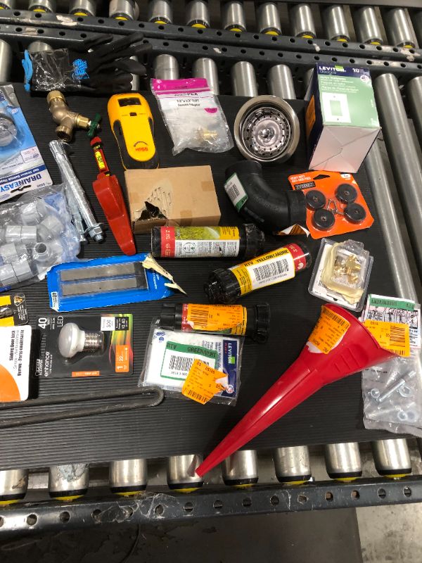 Photo 1 of Assorted Box Lot - Hardware