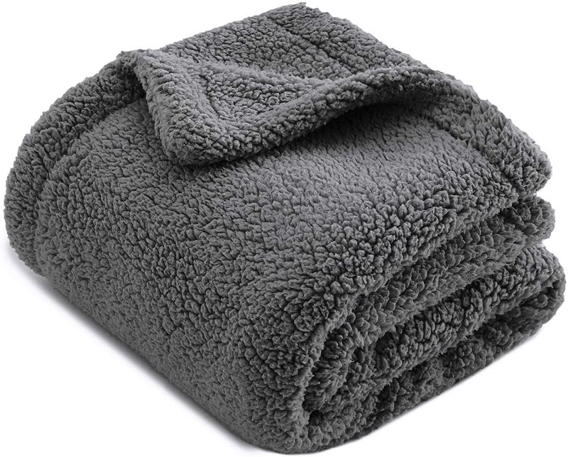 Photo 1 of CHEE RAY Extra Thick Washable Snugly Sherpa Fleece Bed Blanket for Dogs and Cats, Durable Warm Fluffy Throw fit Beds/Couch/Sofa/Kennel/Carrier 88 in x 92 in 

