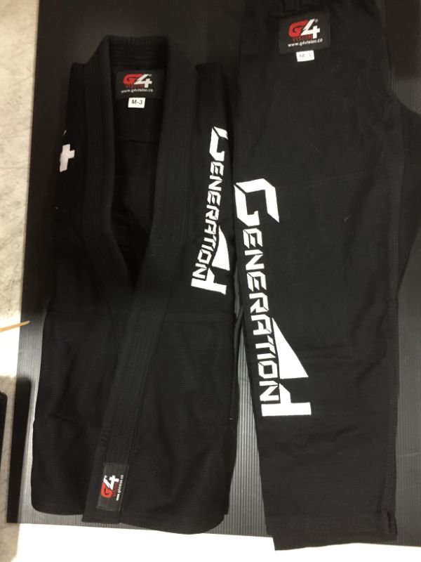 Photo 1 of G4 VISION KARATE UNIFORM 
SIZE M-3