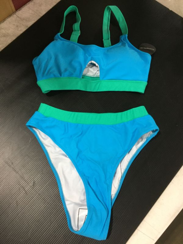 Photo 1 of WOMEN'S BIKINI MEDIUM