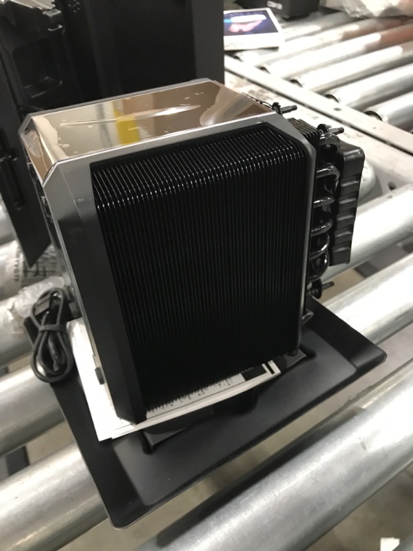 Photo 3 of Cooler Master Wraith Ripper ARGB CPU Air Cooler for 2nd Generation AMD Ryzen Threadripper