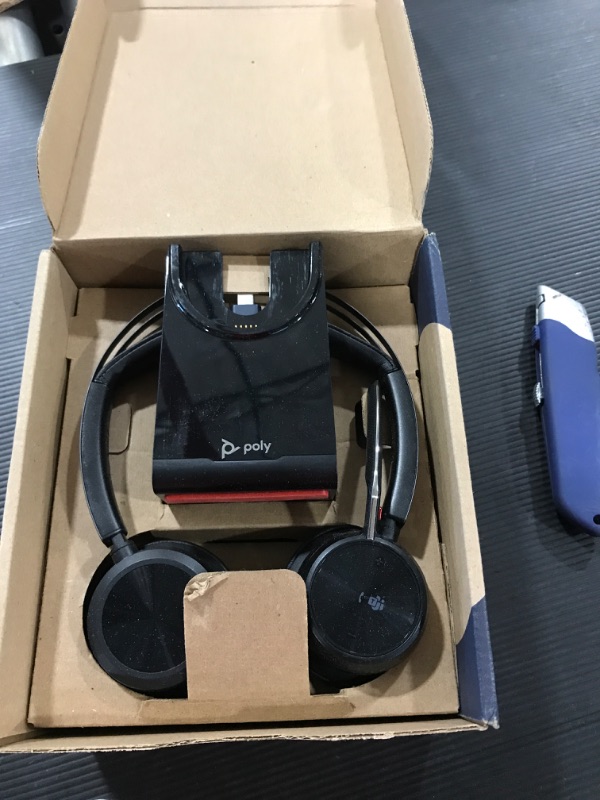 Photo 2 of Poly - Voyager Focus 2 UC USB-C Headset with Stand (Plantronics) - Bluetooth Stereo Headset with Boom Mic - USB-C PC/Mac Compatible - Active Noise Canceling - Works with Teams (Certified), Zoom & more