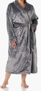 Photo 1 of Amazon Essentials Women's Full-Length Plush Robe (Available in Plus Size) SIZE4X 