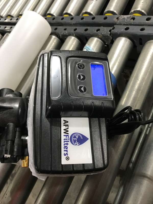 Photo 6 of AFWFilters Designed Water Softener with High Efficiency SST-60 Resin and Fleck 5600SXT Controller (64,000 (64k)) ****PARTS MISSING***