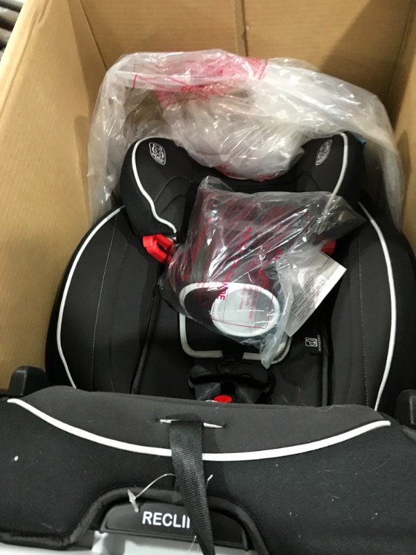 Photo 2 of Graco Atlas 65 2-in-1 Harness Booster Car Seat, Glacier