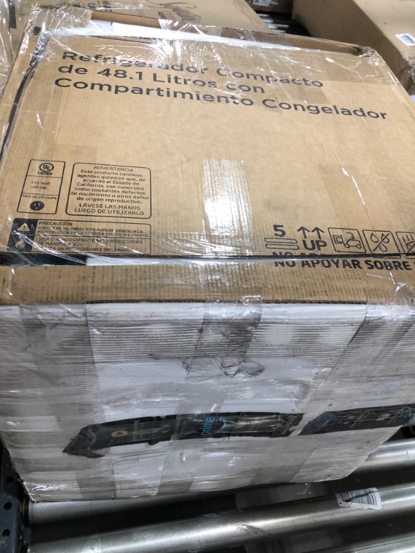 Photo 1 of BLACK+DECKER 1.7 cu. ft. Mini Fridge in White