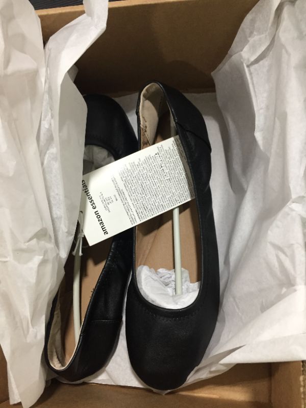 Photo 2 of Amazon Essentials Women's Belice Ballet Flat
SIZE 11.5