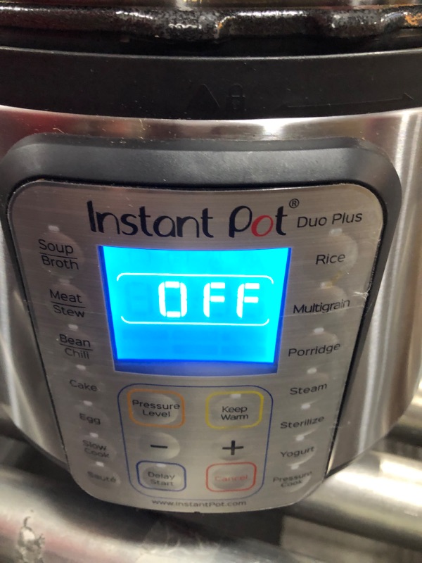 Photo 4 of Instant Pot Duo 7-in-1 Electric Pressure Cooker